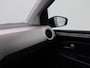Volkswagen Up! 1.0 BMT high up! Automaat | Stoelverwarming | Cruise Control | DAB | Bleutooth | Cimatronic | Elektrische Ramen | Verwarmbare Spiegels | 16 Inch | 80.277 Km !!