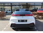 Toyota C-HR 1.8 Hybrid 140 First Edition Bi-Tone | Rijklaar | Parelmoer | Apple/Android | Stoel-/Stuurverw. | Blind Spot | Camera | Keyless | LED | El.achterklep | Navi
