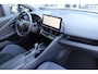 Toyota C-HR 1.8 Hybrid 140 First Edition Bi-Tone | Rijklaar | Parelmoer | Apple/Android | Stoel-/Stuurverw. | Blind Spot | Camera | Keyless | LED | El.achterklep | Navi