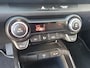 Kia Stonic 1.0T DynamicLine | Camera | Climate control | Apple Carplay / Android Auto | Cruise control | Parkeersensoren achter | Lichtmetalen velgen 16inch |