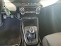 Kia Stonic 1.0T DynamicLine | Camera | Climate control | Apple Carplay / Android Auto | Cruise control | Parkeersensoren achter | Lichtmetalen velgen 16inch |