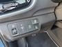 Kia Stonic 1.0T DynamicLine | Camera | Climate control | Apple Carplay / Android Auto | Cruise control | Parkeersensoren achter | Lichtmetalen velgen 16inch |
