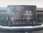 Kia Stonic 1.0T DynamicLine | Camera | Climate control | Apple Carplay / Android Auto | Cruise control | Parkeersensoren achter | Lichtmetalen velgen 16inch |