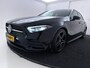 Mercedes-Benz A-klasse 220 Launch Edition Premium AMG-Line | Sfeerverlichting | Org NL | Camera | 190 PK | Sportstoelen | CarPlay