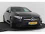 Mercedes-Benz A-klasse 220 Launch Edition Premium AMG-Line | Sfeerverlichting | Org NL | Camera | 190 PK | Sportstoelen | CarPlay
