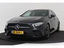 Mercedes-Benz A-klasse 220 Launch Edition Premium AMG-Line | Sfeerverlichting | Org NL | Camera | 190 PK | Sportstoelen | CarPlay
