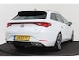 SEAT Leon Sportstourer 1.5 TSI FR Launch Edition | Uitklap Trekhaak | Org NL | Digital Cockpit | CarPlay | Navigatie |