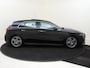 Mercedes-Benz A-klasse 180 AMG Line Premium/ Panorama schuifkanteldak/ keyless go/ advanced sound