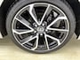 Toyota Corolla Touring Sports - 2.0 Hybride Executive // DEALERONDERHOUDEN // JBL // SCHUIFDAK //
