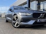 Volvo V60 2.0 B3 Momentum Advantage / Automaat / NL-Auto / Vol-Leder / Adaptieve Cruise-Control / Stoel-/Stuurverwarming / Climate-Control / Standkachel / Keyless / LED / Apple-Carplay & Android-Auto / DAB Radio-Bluetooth / Navi / PDC V+A met Camera / 19'' LMV / ENZ.
