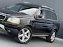 Volvo XC90 2.4 D5 R-Design 7-Persoons - Leder - Xenon - Navi - Trekhaak