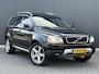 Volvo XC90 2.4 D5 R-Design 7-Persoons - Leder - Xenon - Navi - Trekhaak