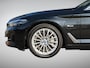 BMW 5-Serie Touring 530e xDrive Business Edition Plus SoH 98% NL-Auto!