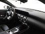 Mercedes-Benz A-klasse 200 Luxury Line Panorama Schuifdak / Parkeer Camera / Elektr. Trekhaak / Privacy Glass / Stoelverwarming /