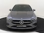 Mercedes-Benz A-klasse 200 Luxury Line Panorama Schuifdak / Parkeer Camera / Elektr. Trekhaak / Privacy Glass / Stoelverwarming /