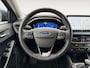 Ford Focus Wagon 1.0 EcoBoost Hybrid Vignale | Dealer onderhouden | Adaptief cruise control | Dodehoek detectie | Winter pack | B&O audio | Parkeersensoren voor en achter | Achteruitrijcamera | Elektrisch uitklapbare trekhaak | 18" Lichmetalen velgen | Keyless entry | Navigatie | Apple carplay & Android auto |