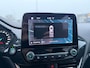 Ford Fiesta 1.0 EcoBoost ST-Line | Navigatie | Apple carplay & Android auto | Cruise control | Voorruit verwarming | Parkeersensor achter | 17" lichtmetalen velgen | Privacy glas |