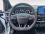 Ford Fiesta 1.0 EcoBoost Hybrid ST-Line X | Dealer onderhouden | Navigatie | Apple carplay & Android auto | 17" lichtmetalen velgen | Winter pack | Parkeersensoren voor en achter | Achteruitrijcamera | B&O audio | Draadloos opladen mobiel | Achterspoiler |