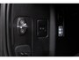 Land Rover Defender 110 2.0 P300e 110 X-Dynamic SE | NP € 113945,- | Elec Stoelen | Black Pack | Schuifkanteldak | Trekhaak | Cold Clima Pack