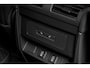 Land Rover Defender 110 2.0 P300e 110 X-Dynamic SE | NP € 113945,- | Elec Stoelen | Black Pack | Schuifkanteldak | Trekhaak | Cold Clima Pack