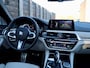 BMW 5-Serie M550i xDrive High Executive dealer O.H., BTW-auto, pano, HUD