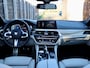 BMW 5-Serie M550i xDrive High Executive dealer O.H., BTW-auto, pano, HUD