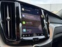 Volvo XC60 Plug-in Hybrid T6 AWD Ultra Dark | Black Edition | Long range | Panoramadak | Trekhaak | 360° Camera | Google Maps navigatie | Harman Kardon audio | Adaptive Cruise Control | Lederen bekleding |