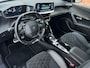 Peugeot e-2008 EV GT Pack 50 kWh | Trekhaak afneembaar | Schuifdak | Stoelverwarming | Keyless |