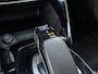 Peugeot e-2008 EV GT Pack 50 kWh | Trekhaak afneembaar | Schuifdak | Stoelverwarming | Keyless |