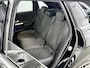 Mercedes-Benz B-klasse 250 e Business Solution AMG | AMG | Panoramadak | Sfeerverlichting | Elektrische achterklep | Distronic |