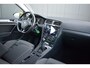 Volkswagen Golf 1.0 TSi Highline R-Line Alcantara | ECC | Carplay | Adap. Cruise | Volledig Onderhouden!!