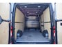 Volkswagen Crafter 35 2.0 TDI L3H2 177PK AUT. 2X ERGO ACTIVE GEVEERDE STOEL, LEDER, CAMERA, CRUISE, VOORRUIT VERWARMING, APPLE CARPLAY, ANDROID AUTO, AIRCO