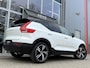 Volvo XC40 1.5 T4 210PK Recharge R-Design |Pano|H/K|Winterpakket|360Cam|Trekhaak
