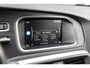 Volvo V40 Cross Country 2.0 T3 Nordic+ | Navigatie | Trekhaak | LED Koplampen | Lichtmetalen Velgen | Stoelverwarming | Parkeerverwarming | Parkeersensoren | High Performance Audio