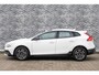 Volvo V40 Cross Country 2.0 T3 Nordic+ | Navigatie | Trekhaak | LED Koplampen | Lichtmetalen Velgen | Stoelverwarming | Parkeerverwarming | Parkeersensoren | High Performance Audio