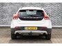 Volvo V40 Cross Country 2.0 T3 Nordic+ | Navigatie | Trekhaak | LED Koplampen | Lichtmetalen Velgen | Stoelverwarming | Parkeerverwarming | Parkeersensoren | High Performance Audio
