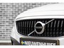 Volvo V40 Cross Country 2.0 T3 Nordic+ | Navigatie | Trekhaak | LED Koplampen | Lichtmetalen Velgen | Stoelverwarming | Parkeerverwarming | Parkeersensoren | High Performance Audio