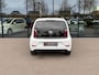 Volkswagen Up! 1.0 Active 5-deurs | Lichtmetalen velgen | Mistlampen | Extra getint glas | Leder stuurwiel | Stoelverwarming | Bluetooth | Rijklaar incl. garantie