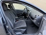 Renault Clio 0.9 TCe 90pk Zen | Airco | Cruise control | Navigatie | PDC achter | Elektrische ramen | LED | DAB | Centrale deurvergendeling | Origineel Nederlandse auto met NAP en onderhoudshistorie aanwezig!