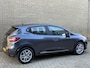 Renault Clio 0.9 TCe 90pk Zen | Airco | Cruise control | Navigatie | PDC achter | Elektrische ramen | LED | DAB | Centrale deurvergendeling | Origineel Nederlandse auto met NAP en onderhoudshistorie aanwezig!
