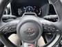 Toyota Aygo X HYBRID 115 GR SPORT NL-AUTO 1E EIG UNIEK!! STOELVERW LED 18 ''LM-VELGEN PARK-SENSOREN KEYLESS APPLE/ANDROID