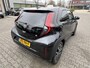 Toyota Aygo X HYBRID 115 GR SPORT NL-AUTO 1E EIG UNIEK!! STOELVERW LED 18 ''LM-VELGEN PARK-SENSOREN KEYLESS APPLE/ANDROID