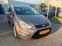 Ford S-Max 1.6 EcoBoost Titanium 7p. navi, cruise, elec pakket , trekhaak, multi-stuur, stoelverwarming, dealer onderh, nwe apk
