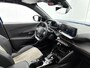 Peugeot e-2008 EV GT Pack 50 kWh 136pk Automaat | 1ste Eigenaar | Trekhaak | Navigatie | Camera | Adaptieve Cruise Control | 18"LMV | LED |
