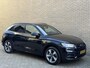 Audi Q5 50 TFSI e 299pk S-line Quattro | Black | 360 camera | Adaptieve cruise | Virtual cockpit | Head up | Navigatie | Apple CarPlay / Android Auto | 19 inch LMV | Luchtvering | LED | DAB | Keyless | Elektrische achterklep | Stoelverwarming | Dodehoekdetectie | Volledig dealeronderhouden!