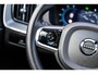 Volvo XC60 2.0 T6 Plug-in hybrid AWD Plus Black Edition | Long Range | Adaptieve Cruise Control | Panoramadak | Stoel en Stuurverwarming | Dodehoek Detectie | 21" |