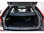 Volvo XC60 2.0 T6 Plug-in hybrid AWD Plus Black Edition | Long Range | Adaptieve Cruise Control | Panoramadak | Stoel en Stuurverwarming | Dodehoek Detectie | 21" |