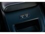 Volvo XC60 2.0 T6 Plug-in hybrid AWD Plus Black Edition | Long Range | Adaptieve Cruise Control | Panoramadak | Stoel en Stuurverwarming | Dodehoek Detectie | 21" |