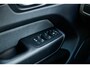 Volvo XC60 2.0 T6 Plug-in hybrid AWD Plus Black Edition | Long Range | Adaptieve Cruise Control | Panoramadak | Stoel en Stuurverwarming | Dodehoek Detectie | 21" |