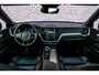 Volvo XC60 2.0 T6 Plug-in hybrid AWD Plus Black Edition | Long Range | Adaptieve Cruise Control | Panoramadak | Stoel en Stuurverwarming | Dodehoek Detectie | 21" |